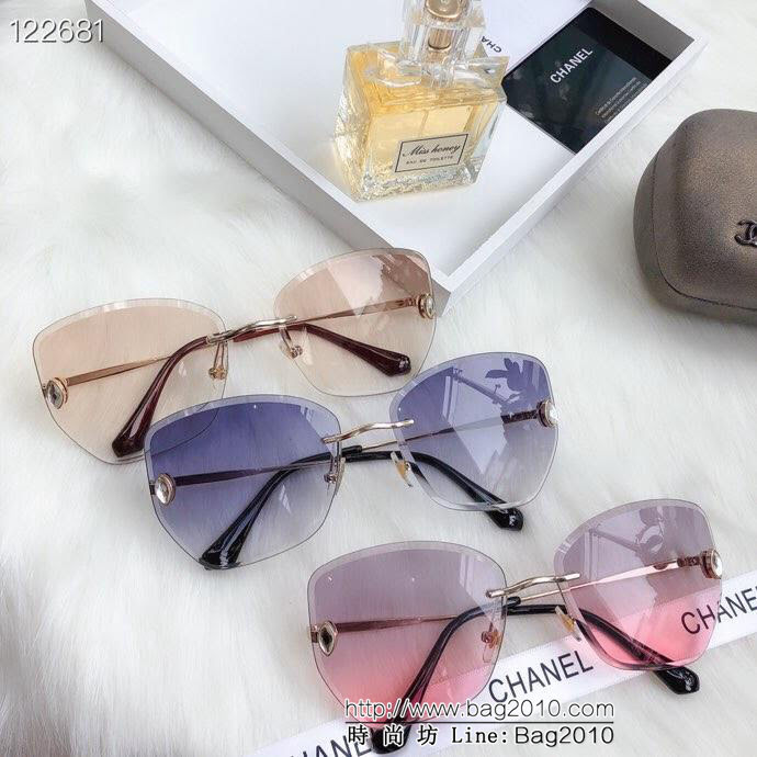 CHANEL香奈兒 超輕 原單代工廠 推薦款式 專櫃新款 男女同款 防止紫外線 太陽眼鏡 適合各種臉型  lly1217